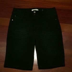 NEW.  Incredibly soft and comfortable